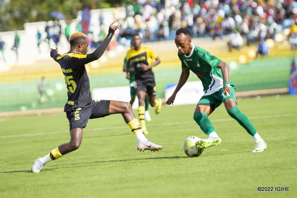 Nkinzingabo Fiston ukina aca mu mpande za Kiyovu acenga Biraboneye Aphrodice