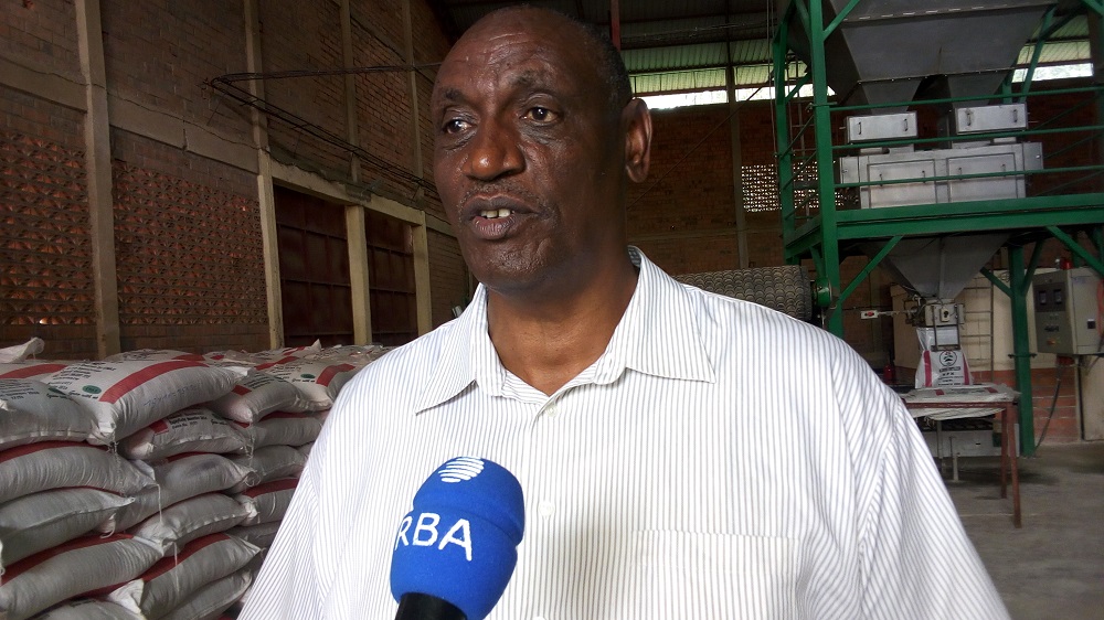 Umunyemari Nkubili Alfred yahakanye ibyaha byose aregwa bifitanye isano n'ibyaha birimo ubuhemu, guhimba no gukoresha inyandiko mpimbano no guhisha ibyakoreshejwe icyaha