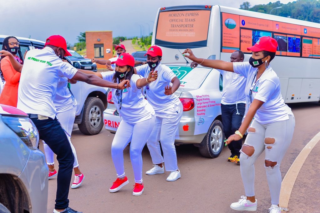 Mu gusoza Tour du Rwanda 2021, bananyujijemo bacinya akadiho
