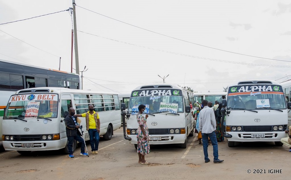 Hari ibyerekezo bimwe na bimwe abagenzi bari bake ku munsi wa mbere