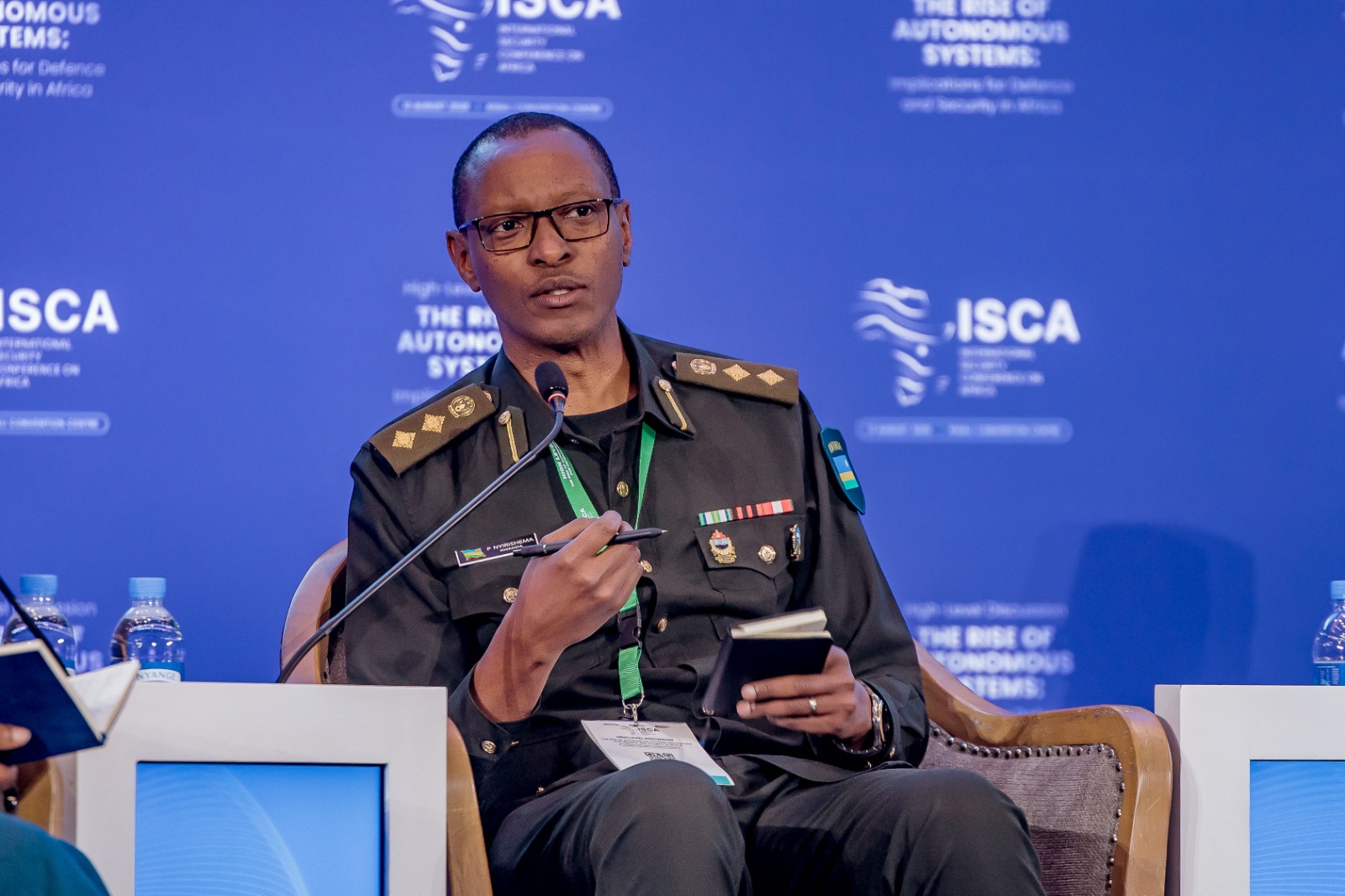 Col Patrick Nyirishema yagaragaje ko ibihugu bisabwa guhindura uburyo byubaka inzego za gisirikare