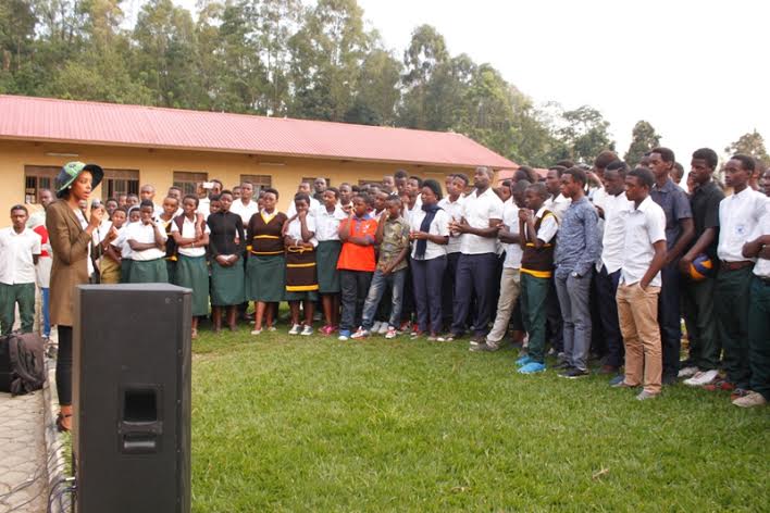 Abanyeshuri bo muri Ecole d'Art de Nyundo, bakurikiye impanuro za Miss Mutesi Jolly