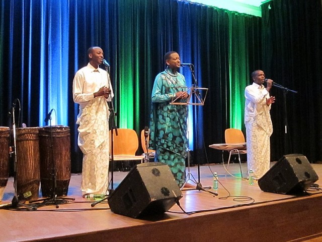 Jules Sentore, Masamba hamwe na Daniel Ngarukiye baheruka mu Busuwisi kuririmba.