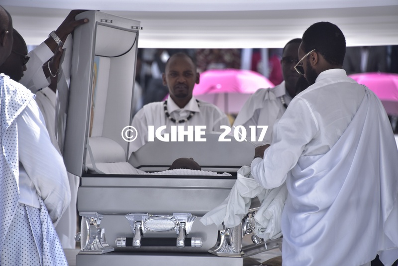Mpyisi yatangaje ko isanduku yarimo umugogo wa Kigeli idafungurwa, hari abari kuvuga ko bayivanye muri Amerika irimo ubusa bakawusigayo