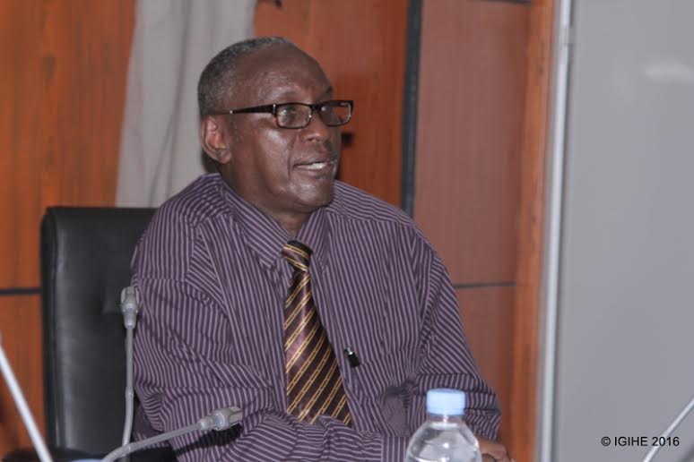 Oswald Munyandekwe ukuriye ishami rya pansiyo n'ibyago bimoka ku kazi muri RSSB