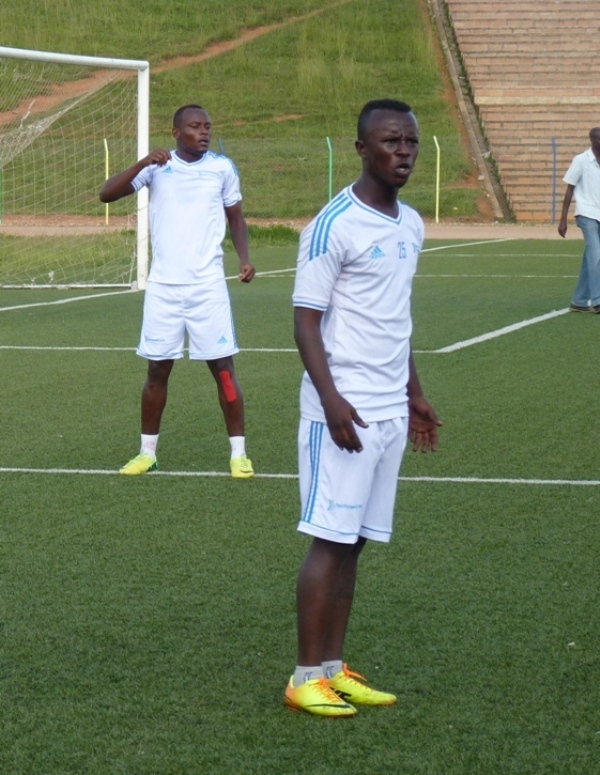 Ndatimana Robert yamaze gusinya imyaka ibiri muri Police FC avuye muri Rayon Sports