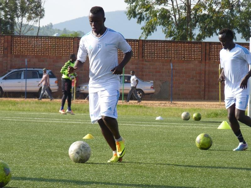 Umutoza Richard Tardy niwe wasabiye aba basore bombi kugeragezwa muri AS Nancy
