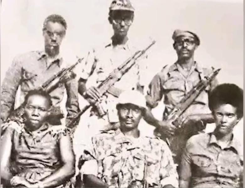 Paul Kagame ari muri 27 batangije urugamba rwagejeje Museveni ku butegetsi bwa Uganda