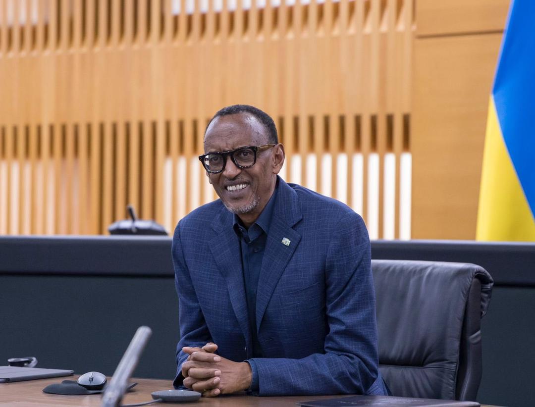 Perezida Kagame yavuze ko Afurika idakwiye gukomeza gutegera amaboko amahanga ku biyifitiye akamaro ahubwo ikwiye kwishakamo ubushobozi bwo kubigeraho