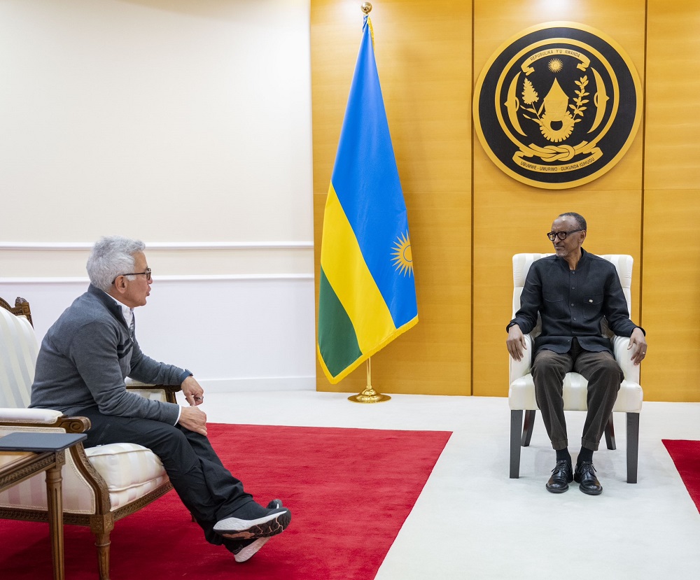 Perezida Kagame aganira na Sylvan Adams
