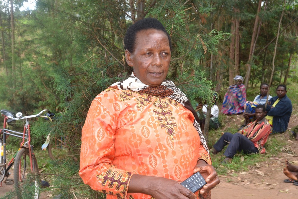 Perezida wa Koperative Nyampinga, Mukangango Esther, yavuze ko bavuye kure kuko bahoze mu bukene bukabije ariko kuri ubu bifashije