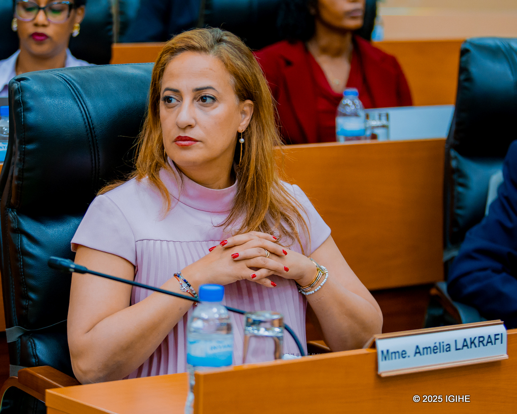 Amélia LAKRAFI ari mu bitabiriye ibi biganiro