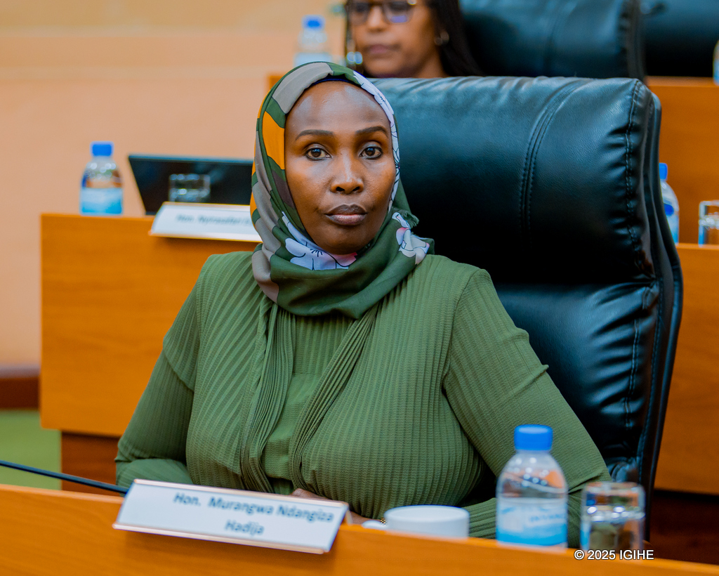 Perezida wa Komisiyo y'Ububanyi n'Amahanga muri Sena y'u Rwanda, Senateri Murangwa Ndangiza Hadija