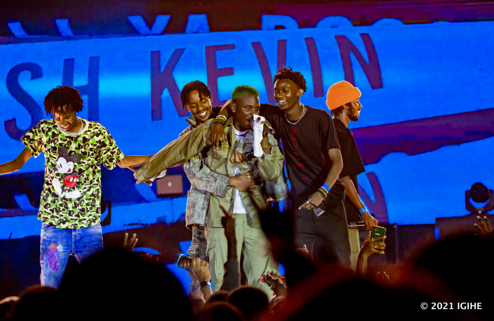 Ish Kevin yifurijwe isabukuru y'amavuko na bagenzi be baririmbana