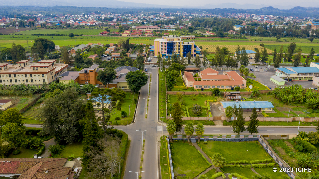 Imihanda yoroheje ubuhahirane mu batuye Umujyi wa Musanze. Aka karere gafatwa nk'ak'ubukerarugendo bushingiye ku ngagi zo mu Birunga n'ibindi byiza nyaburanga