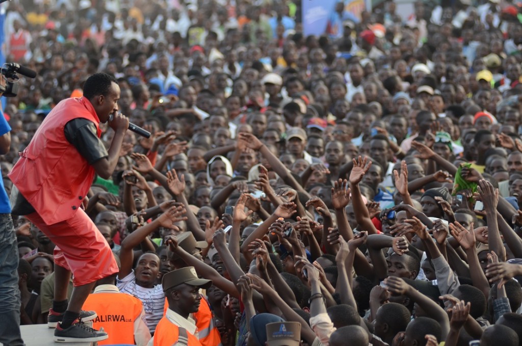 Platini imbere y'abafana ba Dream Boyz mu Ruhango . Ngo we na mugenzi we bizeye kuzatwara igikombe .