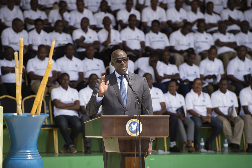 Minisitiri w'ubutabera akaba n'Intumwa Nkuru ya Leta, Johnston Busingye, yashimye Polisi ku bikorwa yagejeje ku baturage mu cyumweru cyahariwe ibikorwa byayo