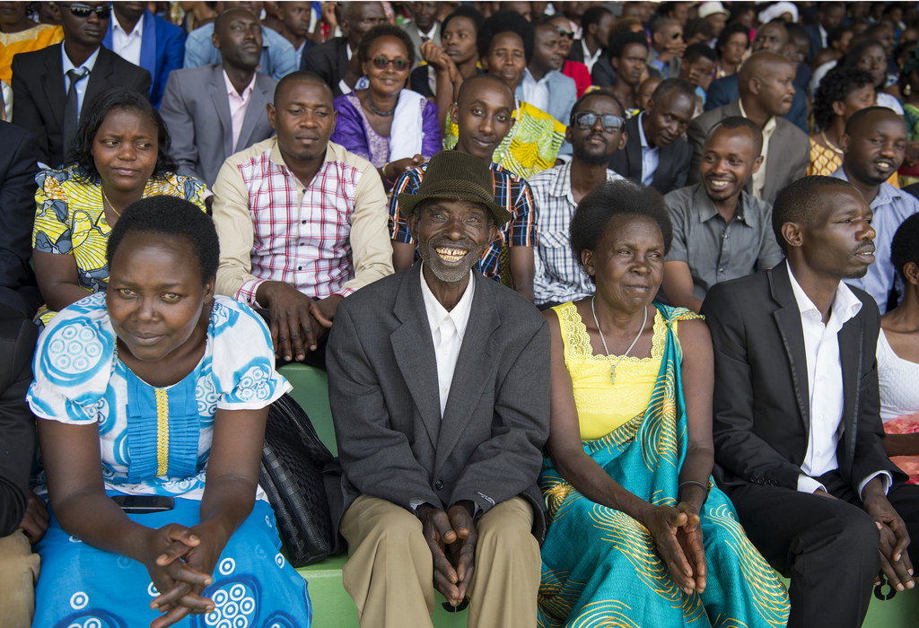 Abo mu miryango y'abapolisi bahawe impeta bifatanyije mu birori