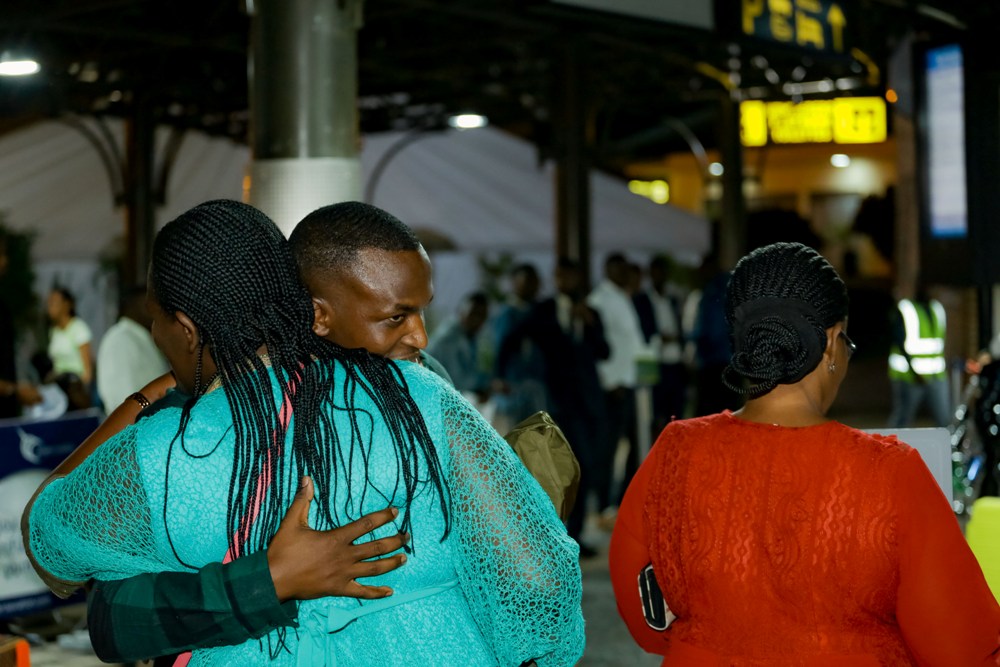 Gafishi yishimiye guhura n'umuryango we nyuma y'imyaka 15