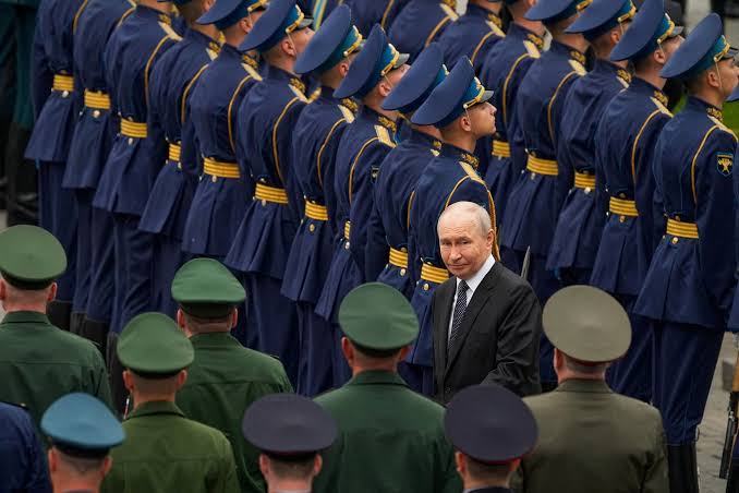 Perezida Putin yagaragaje ko u Burayi nibufatira ubwato bw'ibicuruzwa bw'u Burusiya na bo bazihimura