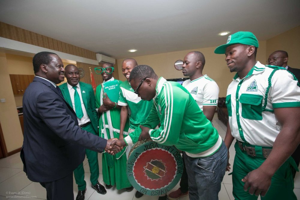 Raila Odinga asanzwe ari umukunzi wa Gor Mahia yigeze no kuyikinira