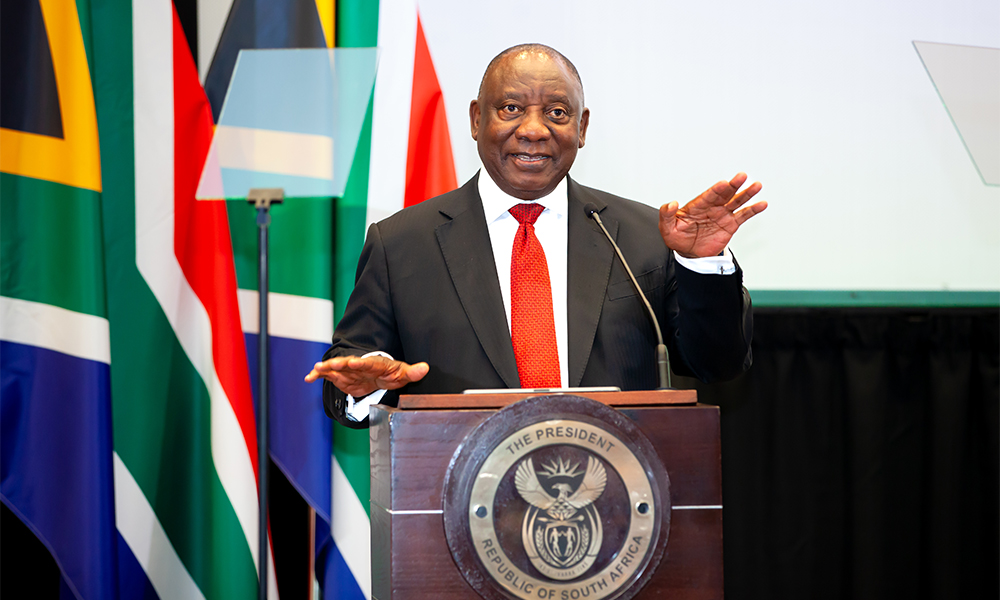Perezida Ramaphosa yemeje ko gahunda igamije kongerera ubushobozi abirabura igamije gukosora amakosa yakozwe n'abazungu