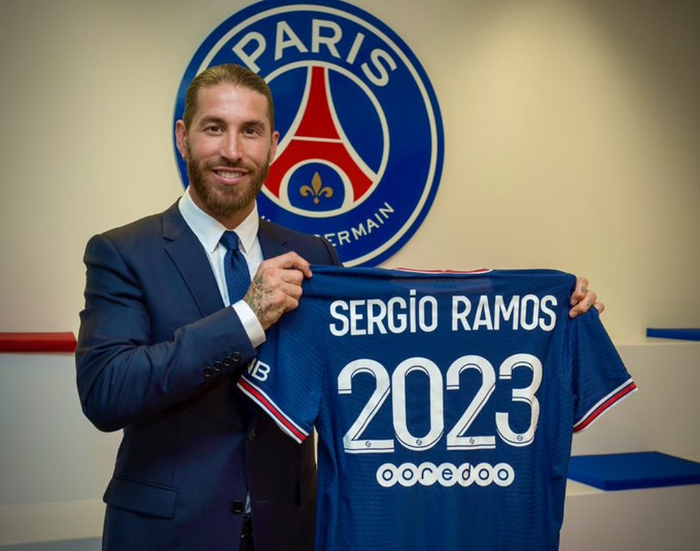 Sergio Ramos yamaze gusinya amasezerano y'imyaka ibiri muri Paris Saint Germain