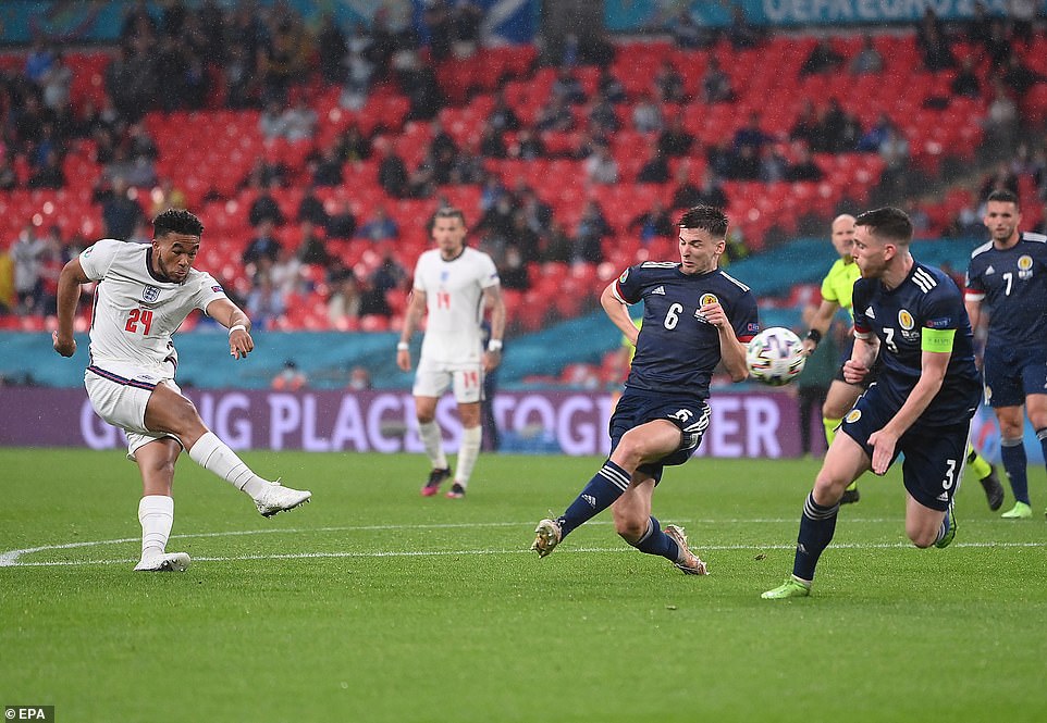 Reece James atera ishoti ryanyuze hafi y'izamu rya Ecosse