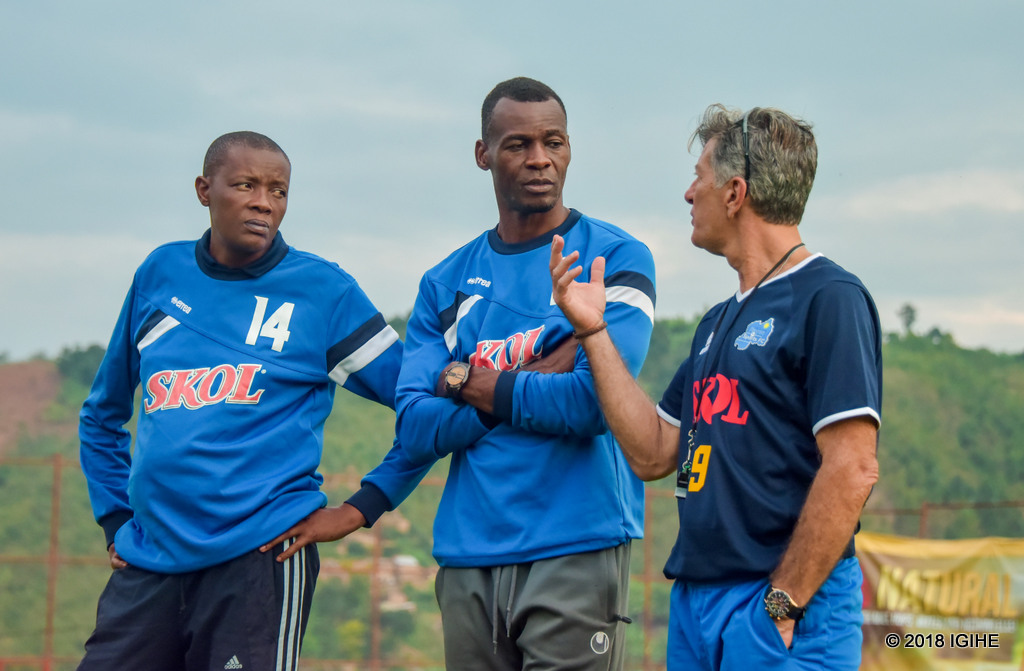 Robertinho aganira na Ramadhan Nkunzingoma ku musaruro wa Majwega