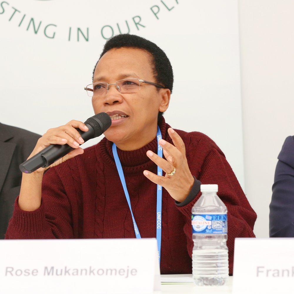 Umuyobozi wa HEC, Dr Mukankomeje Rose, yasobanuye ko kuri ubu umunyeshuri ugeze mu mahanga agahindura ibyo yagombaga kwiga agomba kwiyishyurira