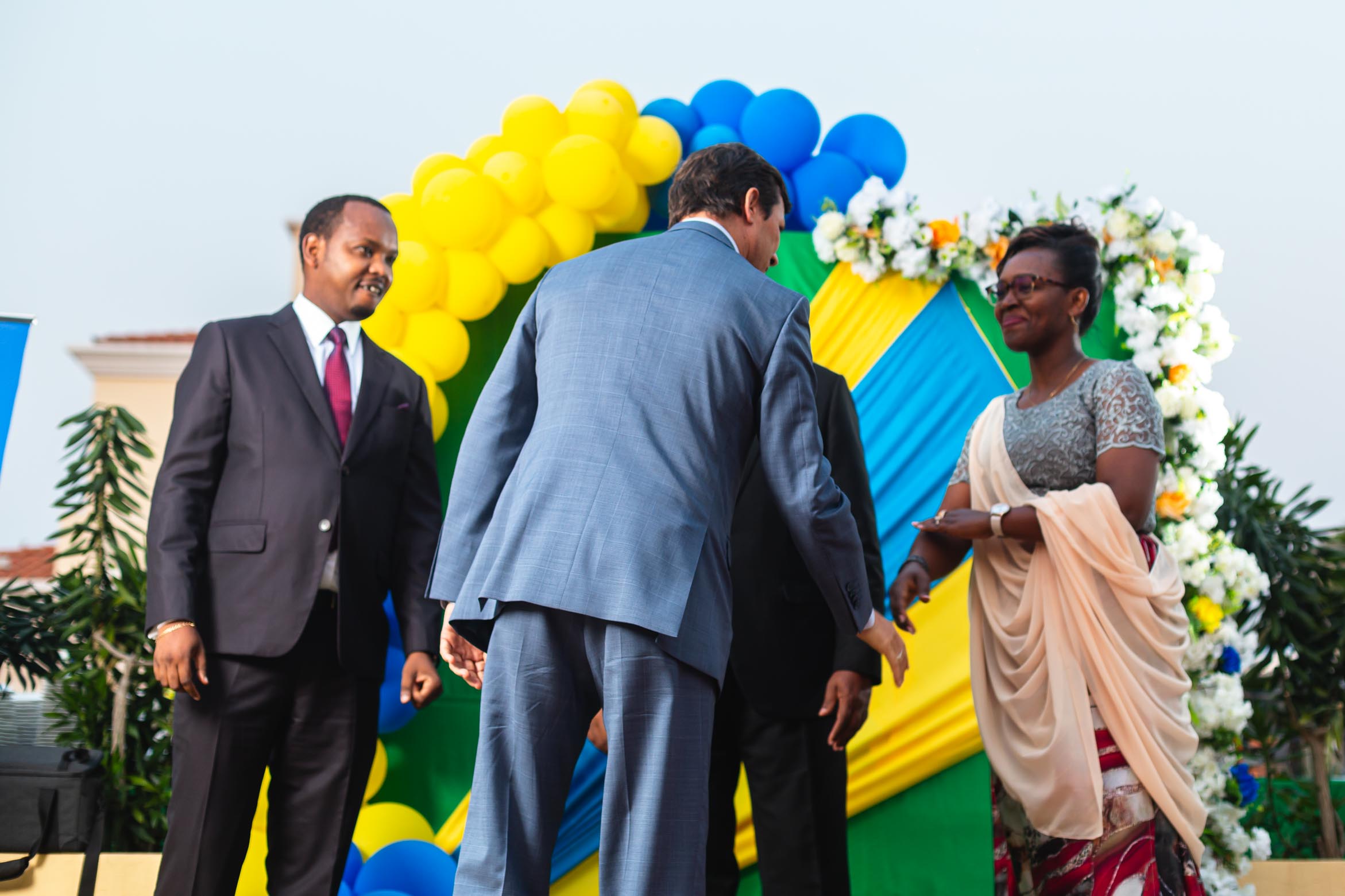 Ambasaderi w’u Rwanda muri Angola, Gasamagera Wellars yakira abashyitsi