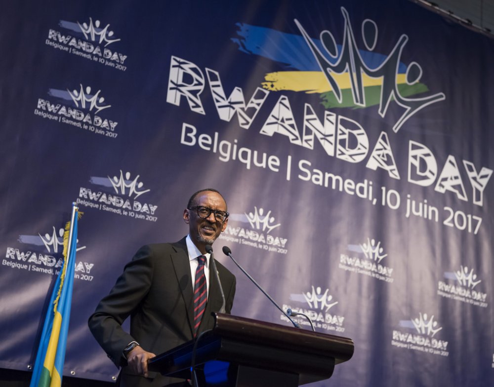 Kagame yavuze ko biba byiza iyo abo hanze y’igihugu bakorana n’abo mu gihugu bakuzuzanya