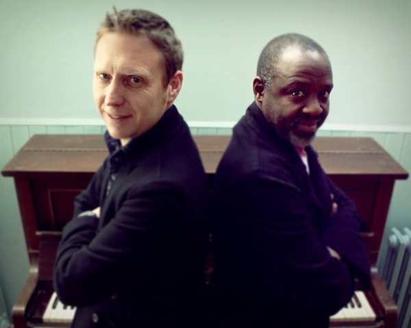 Samputu na Iain Stewart bagiye kumurika album ‘Rwandan Dream’ muri Ecosse