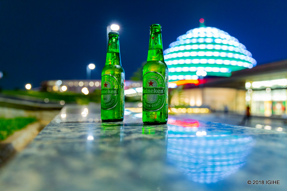 Iyi nzoga ikorerwa mu Rwanda ariko uburyohe ni kimwe n'iyakorerwa mu Buholandi. Ifite Vol eshanu za alcool