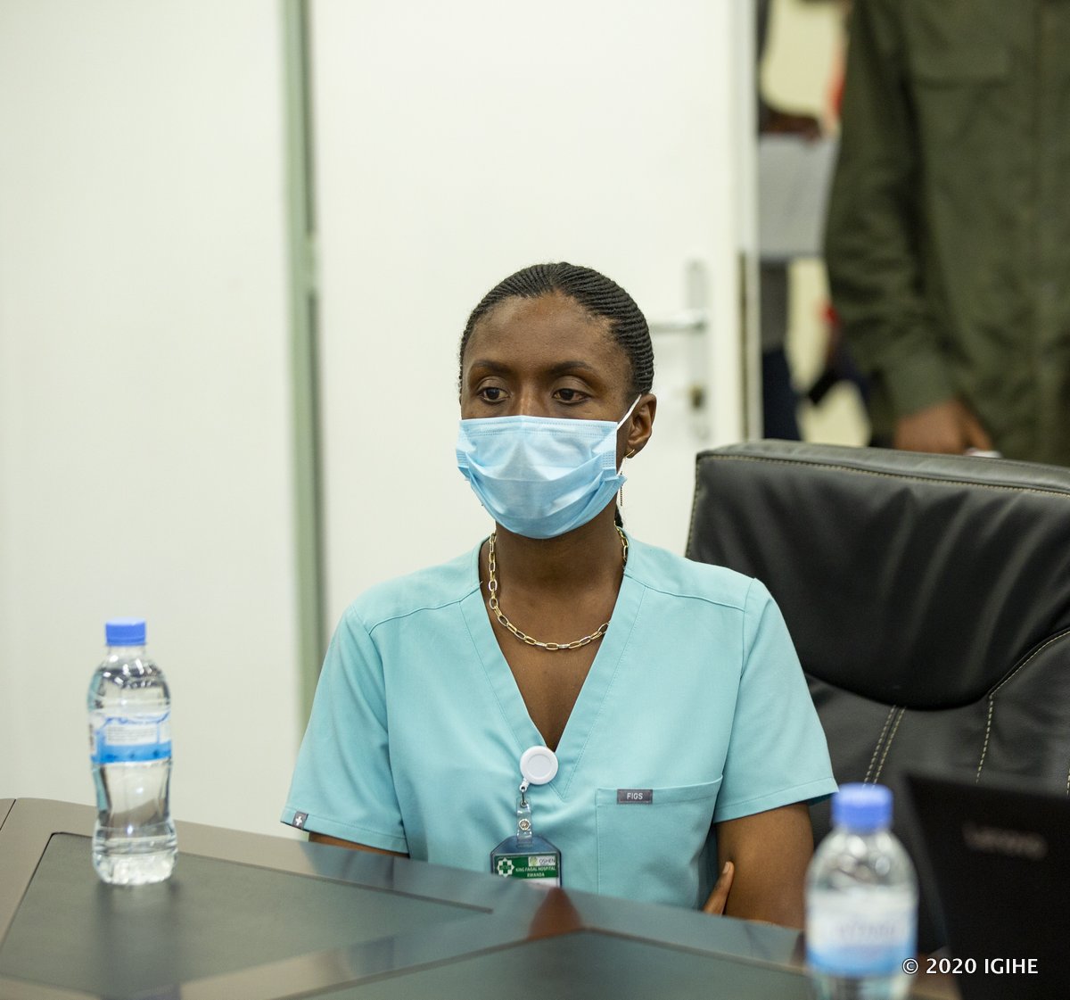 Dr Mukeshimana Gloria ni umwe mu nzobere zizajya zitanga ubuvuzi bwifashisha iri koranabuhanga