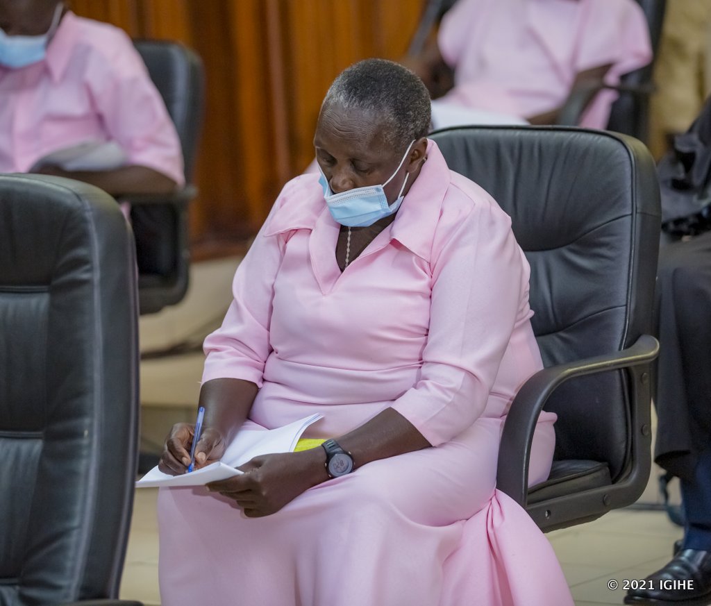 Mukandutiye Angelina ni we mugore rukumbi uri muri iyi dosiye ihuriyemo abantu 21