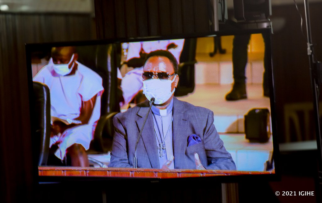 Bishop Niyomwungere Constantin yasobanuye ko yiyemeje gufasha ubutabera kubona Rusesabagina kuko yashenguwe n'ibikorwa bye
