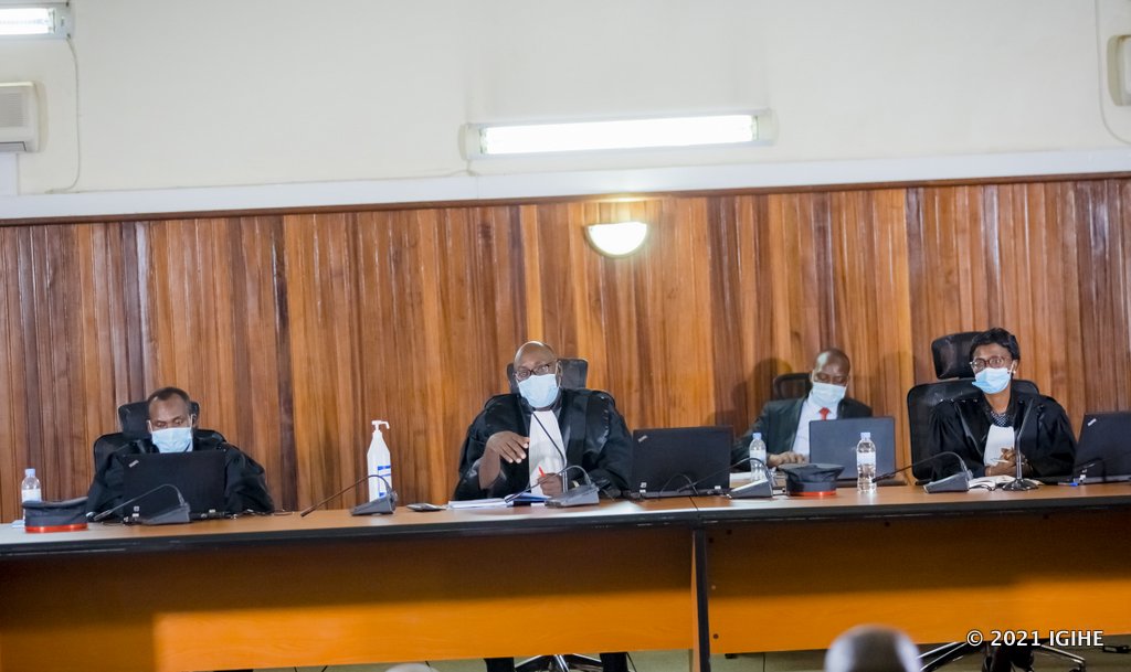 Inteko iburanisha yanzuye ko umwanzuro ku nzitizi zatanzwe na Rusesabagina uzatangazwa ku wa Gatatu w'icyumweru gitaha