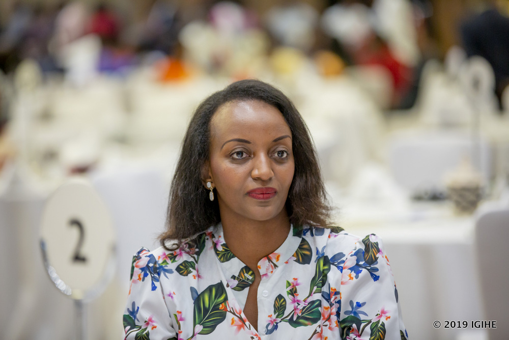 Minisitiri w'Ubucuruzi n'Inganda, Soraya Hakuziyaremye, ni umwe mu bayobozi barenga 700 bitabiriye aya masengesho