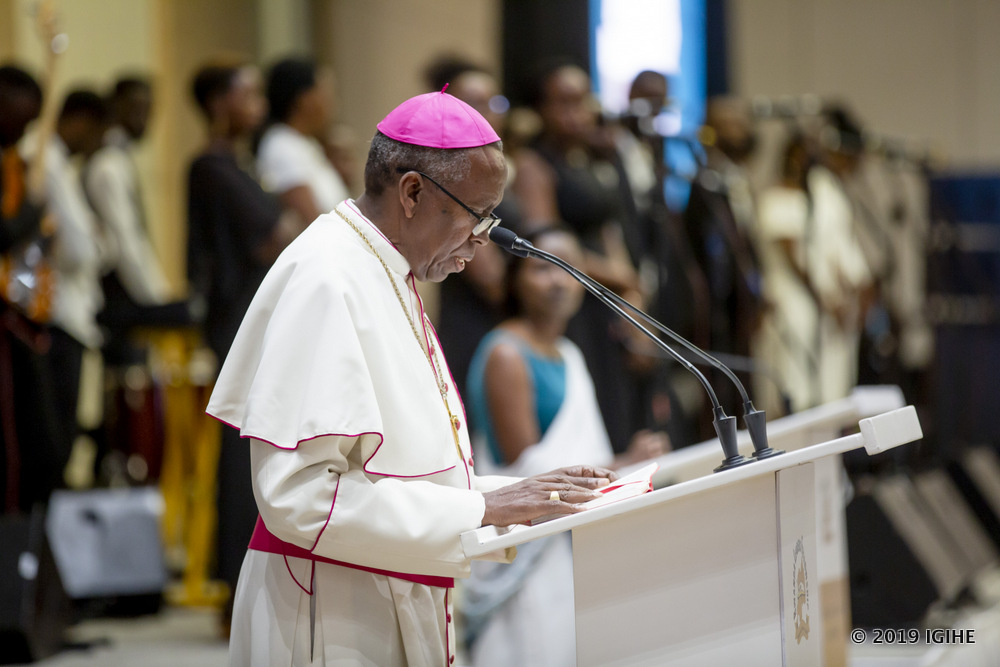 Umushumba wa Diyosezi ya Kabgayi, Musenyeri Mbonyintege Smaragde, ashimira Imana ku byiza yagejeje ku Rwanda mu mwaka ushize