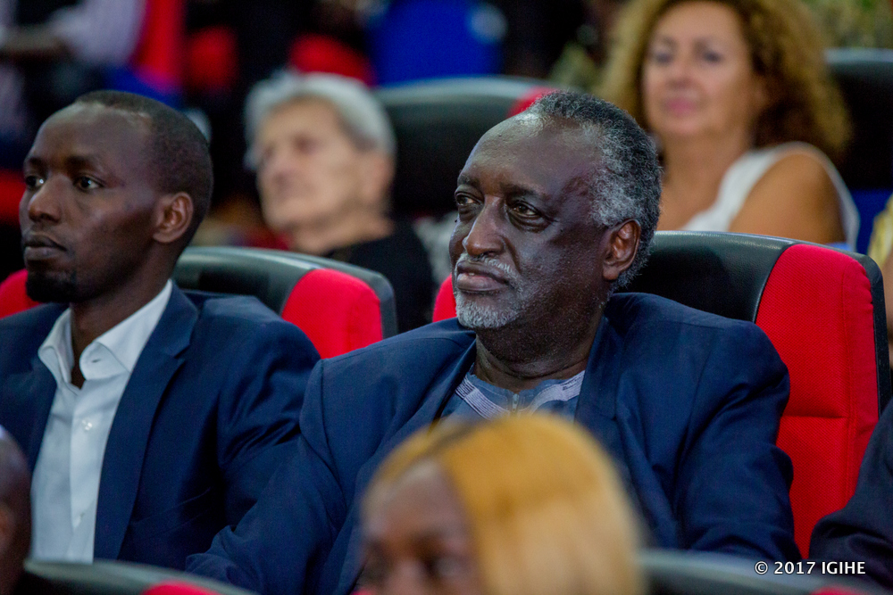 Senateri Tito Rutaremara ugaragara muri iyi filime yari yaje kuyireba bwa mbere