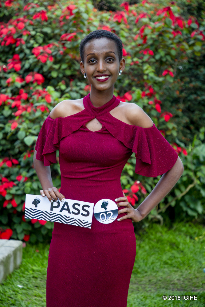 Ibyishimo byari byose kuri Teta Mugabo Ange Nicole nyuma yo kwemererwa gukomeza mu irushanwa