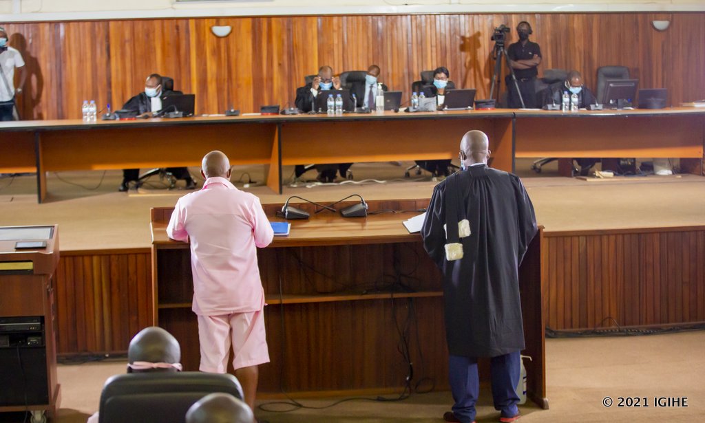 Rusesabagina ku nshuro ya gatanu yongeye gushimangira ko atari UMUNYARWANDA