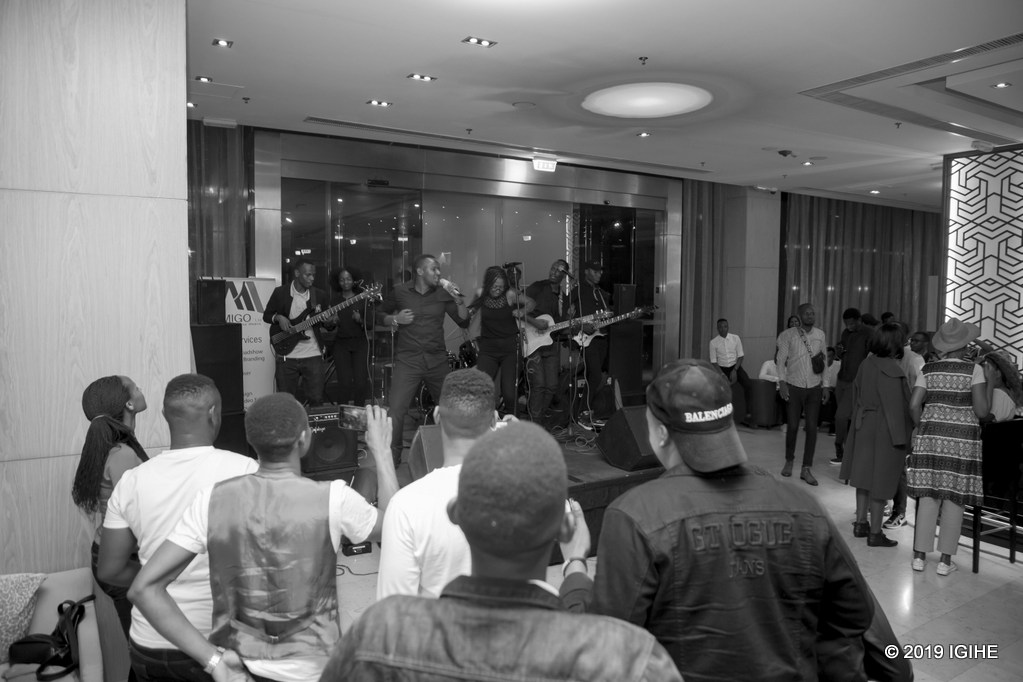 Source Of Melody Band yashimishije benshi mu muziki w'umwimerere uhimbaza Imana