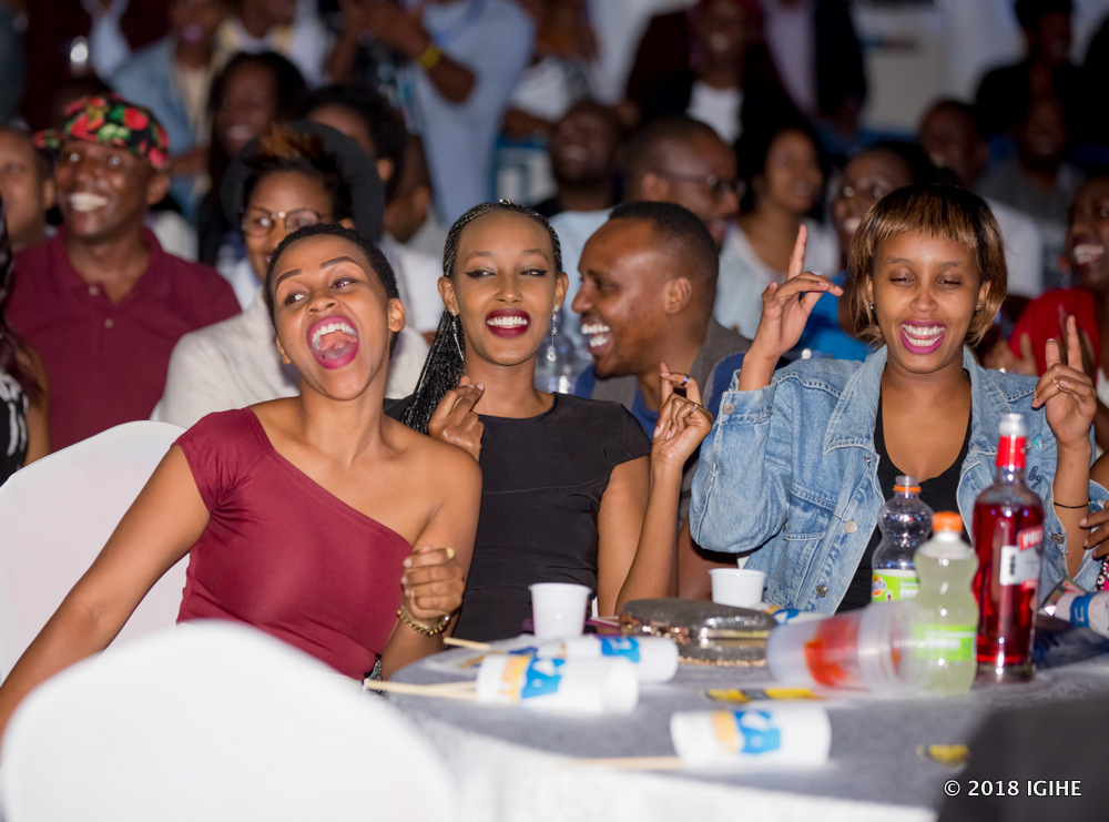 Byitezwe ko Seka Live uku kwezi abantu bazaseka bagakwenkwenuka