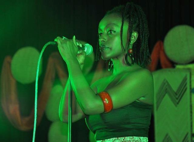 Miss Shanel azwi cyane mu buhanzi bw'indirimbo, akanagira ijwi rikundwa na benshi.