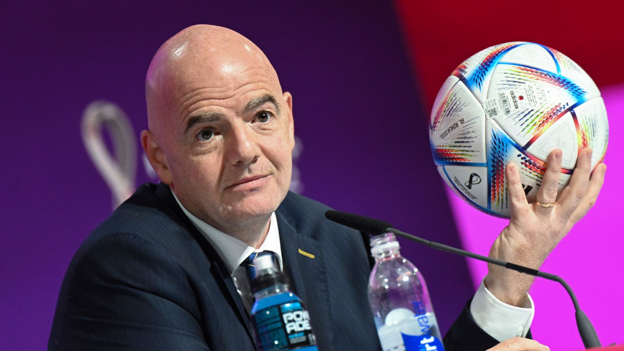 Perezida wa FIFA, Gianni Infantino, ashaka ko Igikombe cy'Isi cyajya kiba muri myaka itatu
