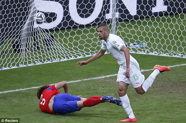 Islam Slimani yafunguye amazamu ku munot wa 26