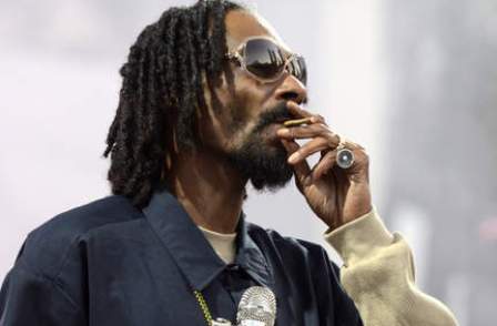 Snoop anywa urumogi.