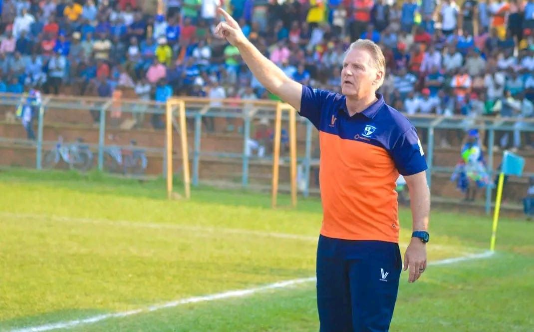Umwongereza Mark Harrison ari mu bashobora gutoza Amagaju FC